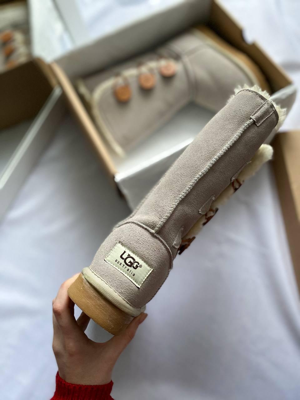 UGG Bailey Button Triplet II White