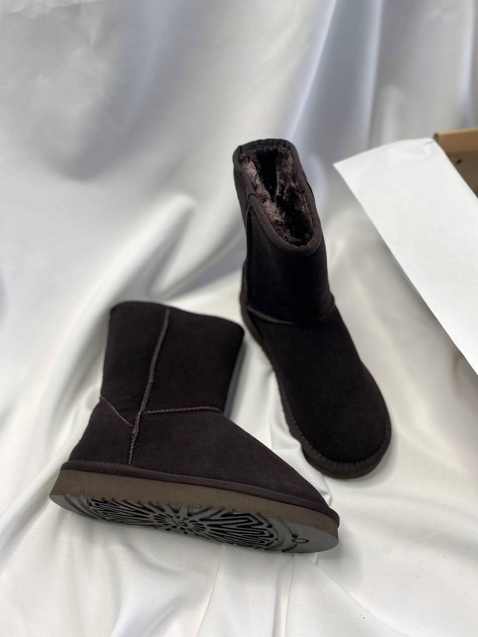 UGG Classic Short Brown Umber