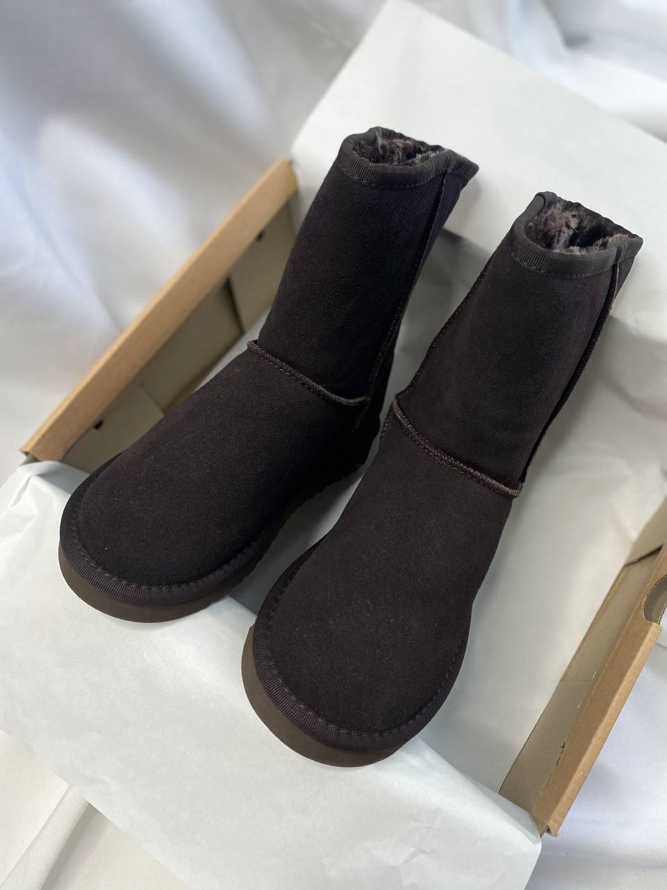 UGG Classic Short Brown Umber