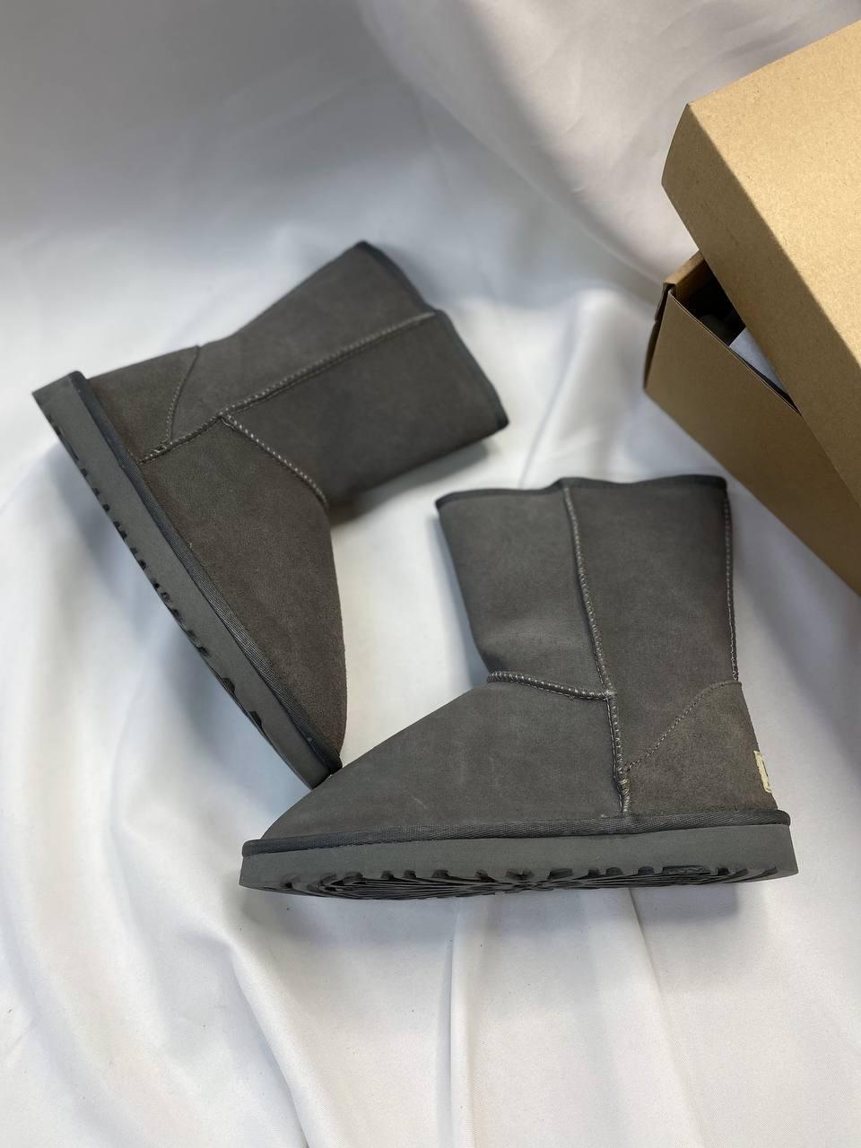 UGG Classic Short Gray
