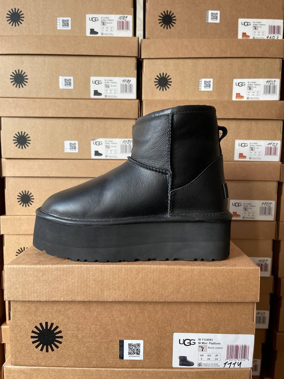 Ugg Mini Platform Black Leather