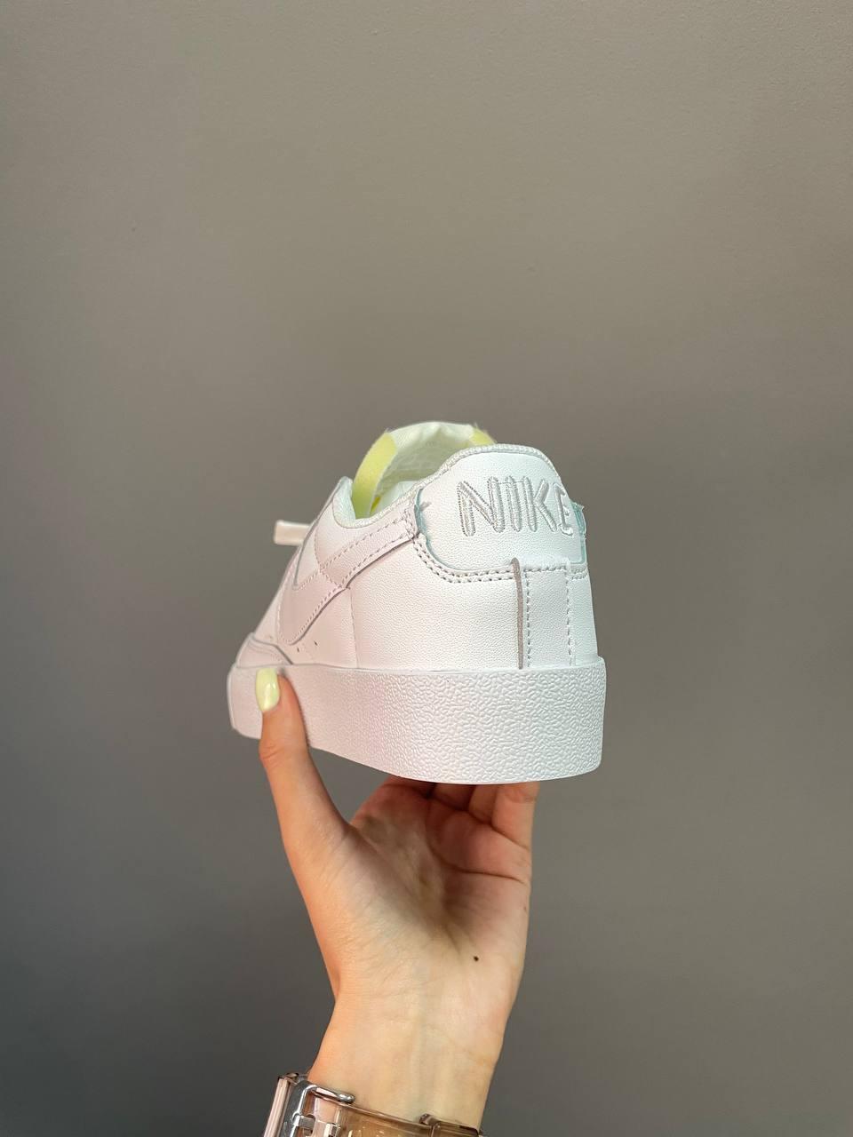 Nike Blazer Low White