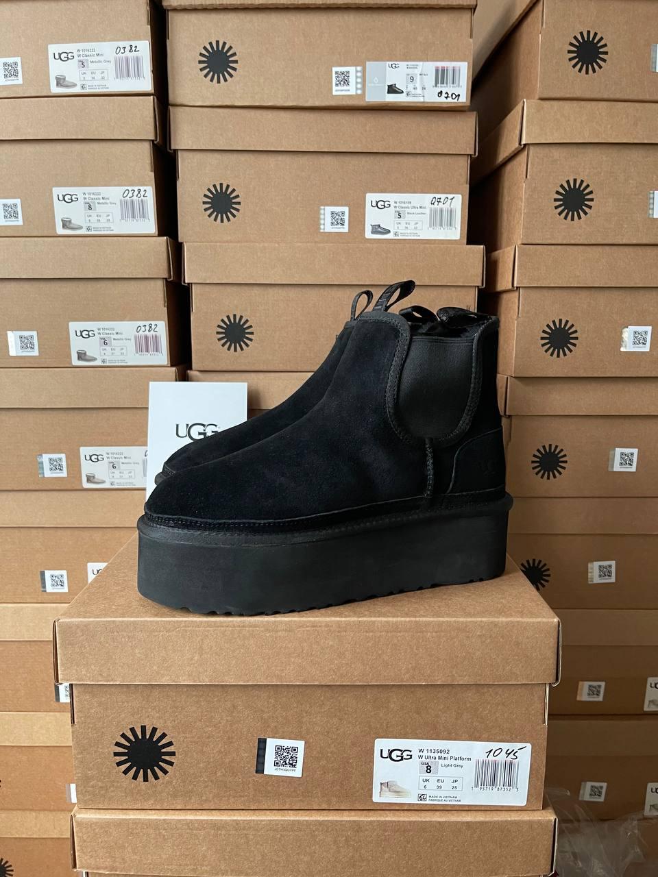 Ugg Neumel Chelsea Black Platform