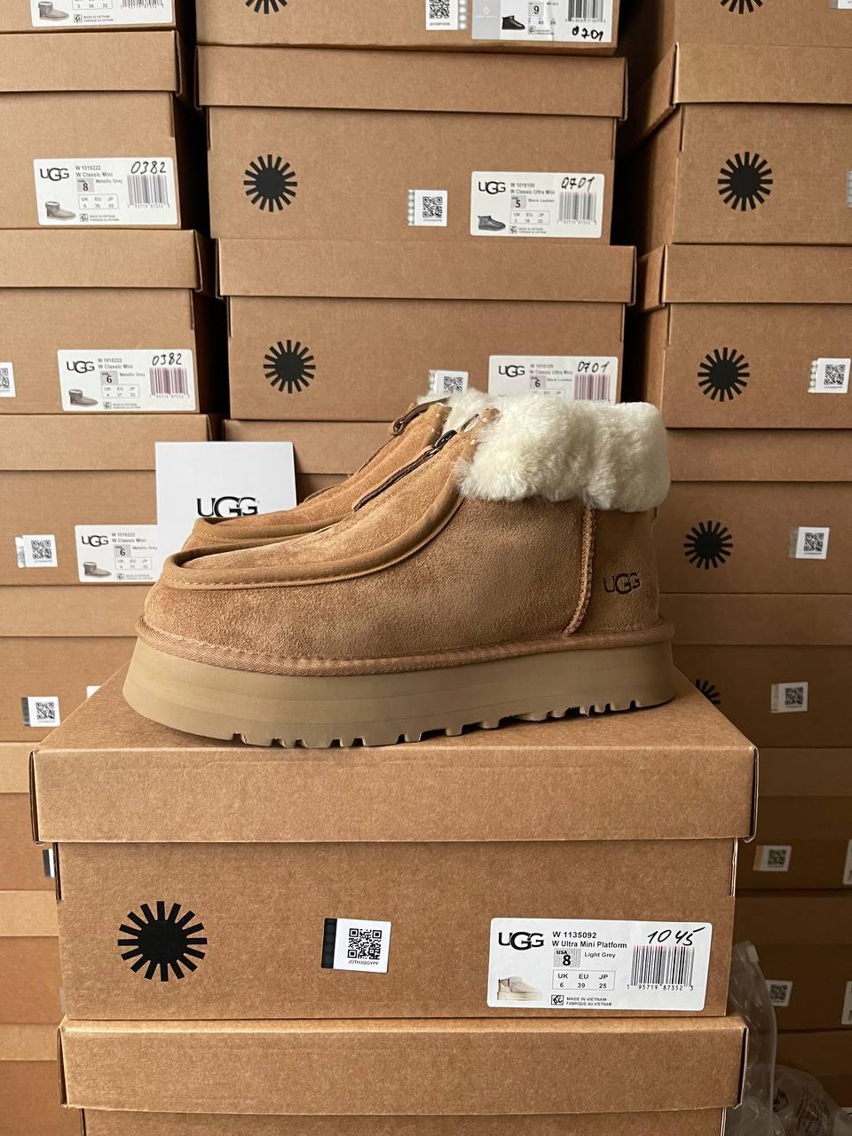 Ugg Funkette Platform Chestnut
