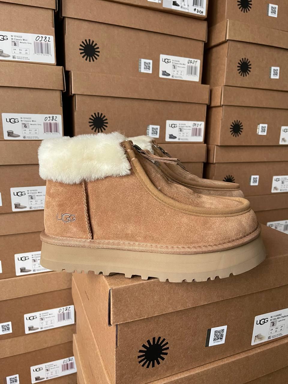 Ugg Funkette Platform Chestnut