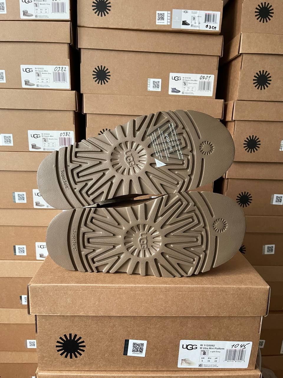 Ugg Funkette Platform Chestnut