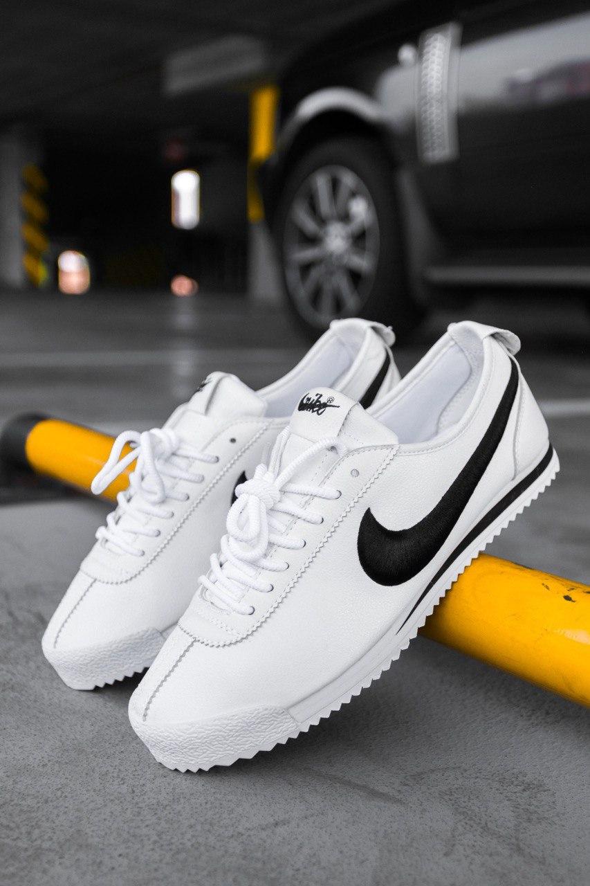 Nike Cortez White Black