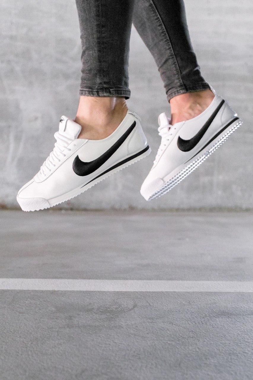 Nike Cortez White Black