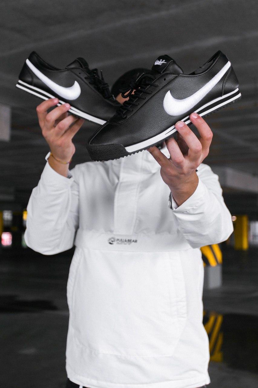Nike Cortez Black White