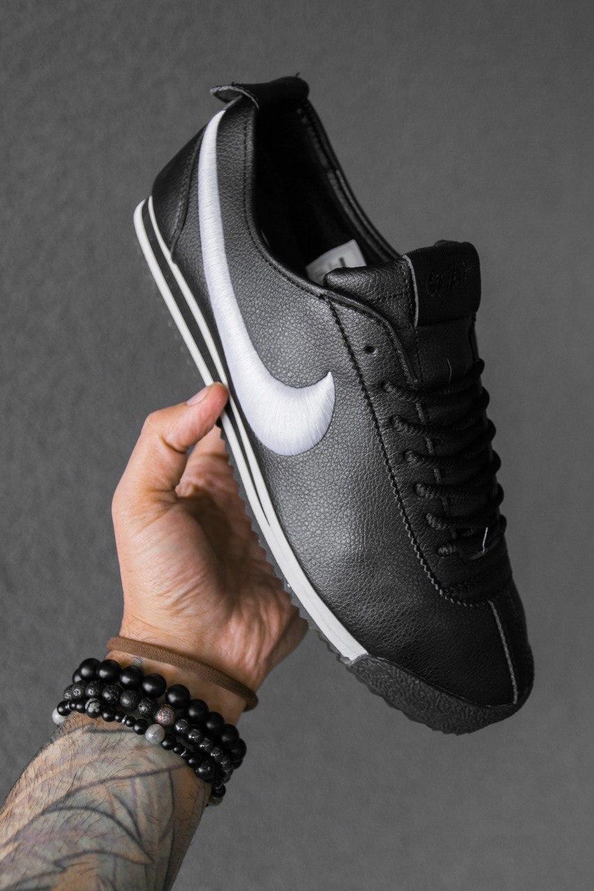 Nike Cortez Black White