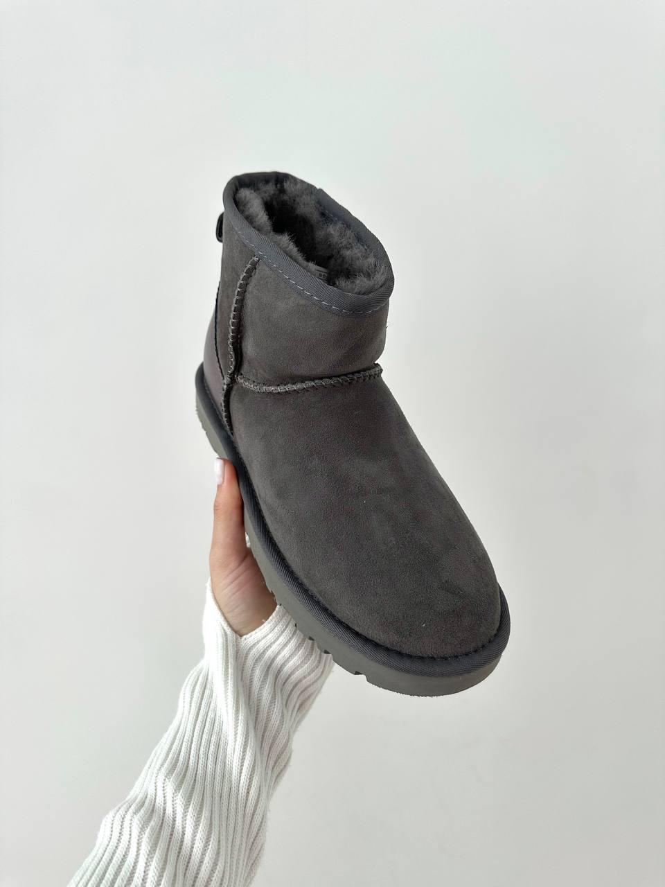 Ugg Classic Mini Graphite Grey LACQUER