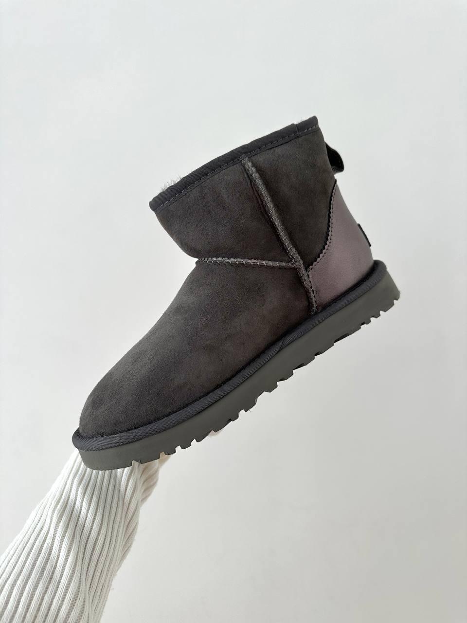 Ugg Classic Mini Graphite Grey LACQUER
