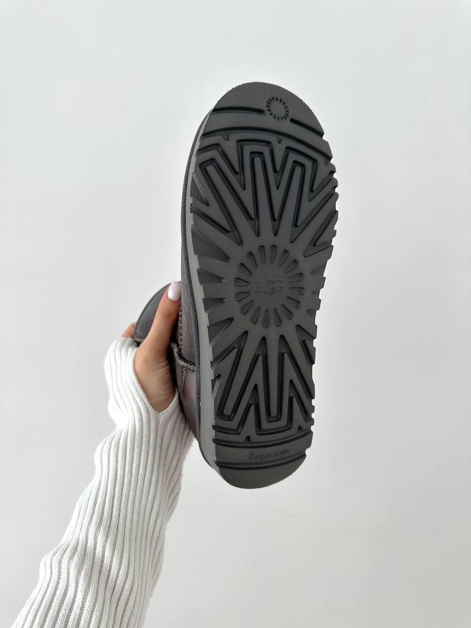 Ugg Classic Mini Graphite Grey LACQUER