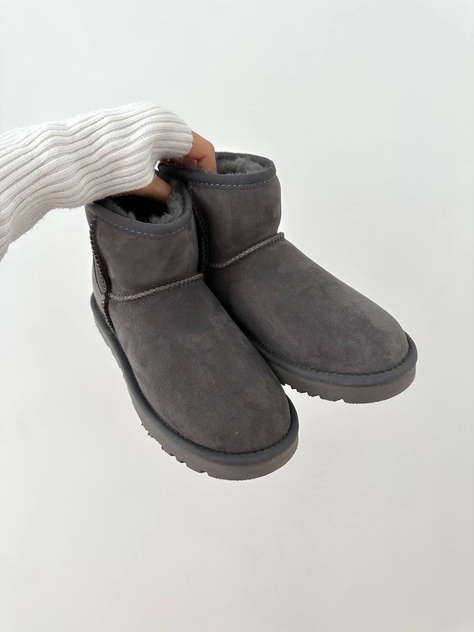 Ugg Classic Mini Graphite Grey LACQUER