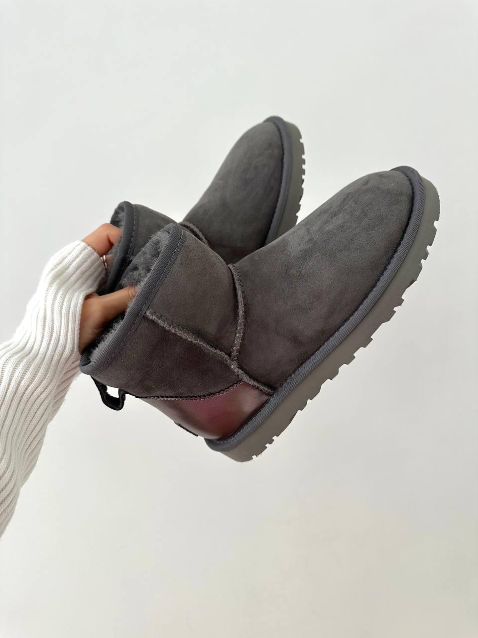 Ugg Classic Mini Graphite Grey LACQUER