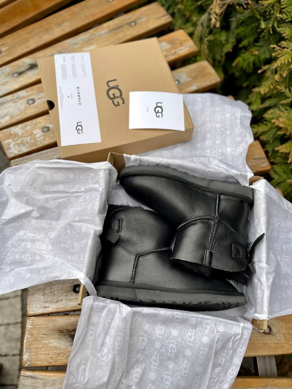 Ugg Bailey Bow Leather