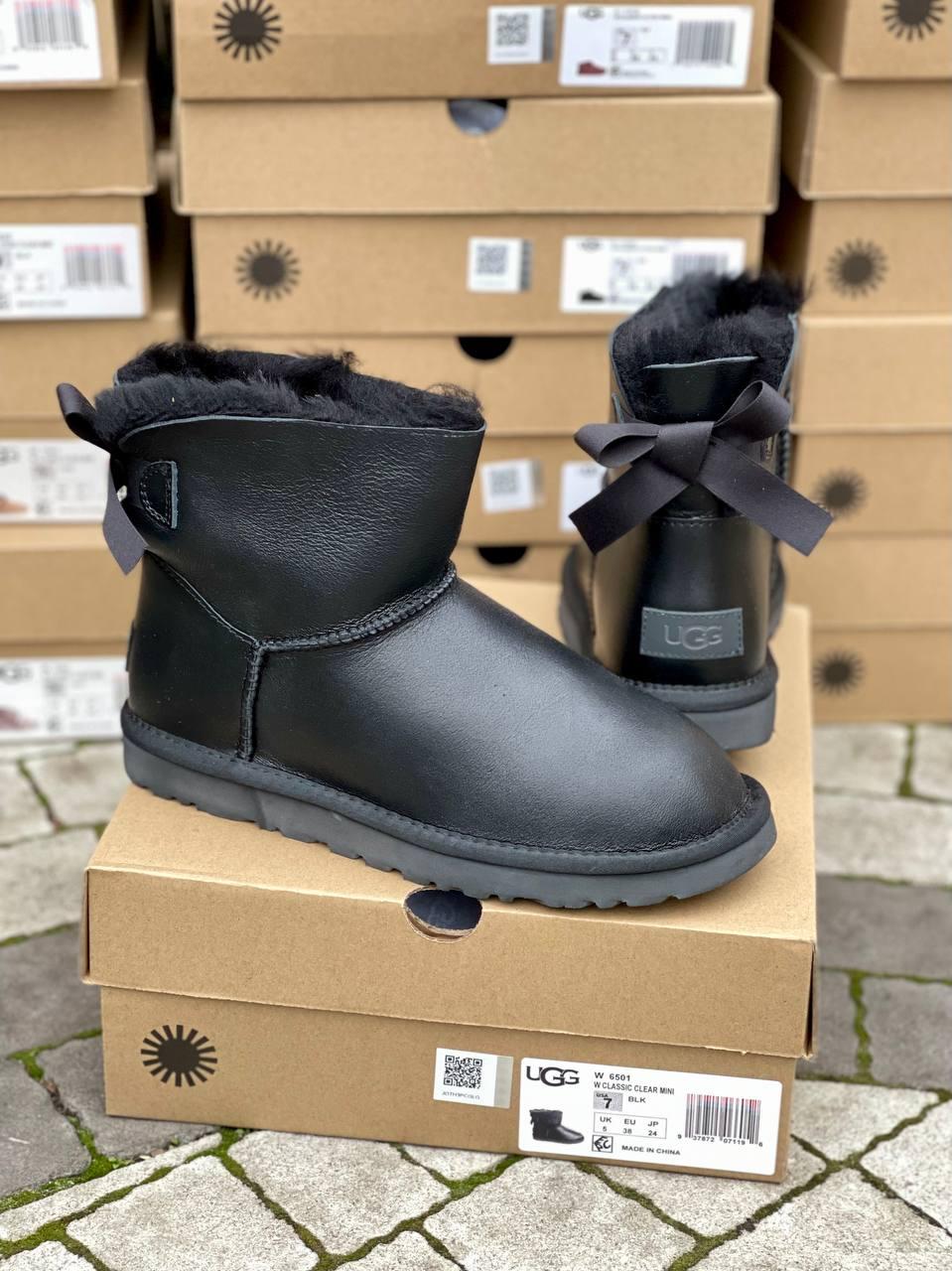 Ugg Bailey Bow Leather