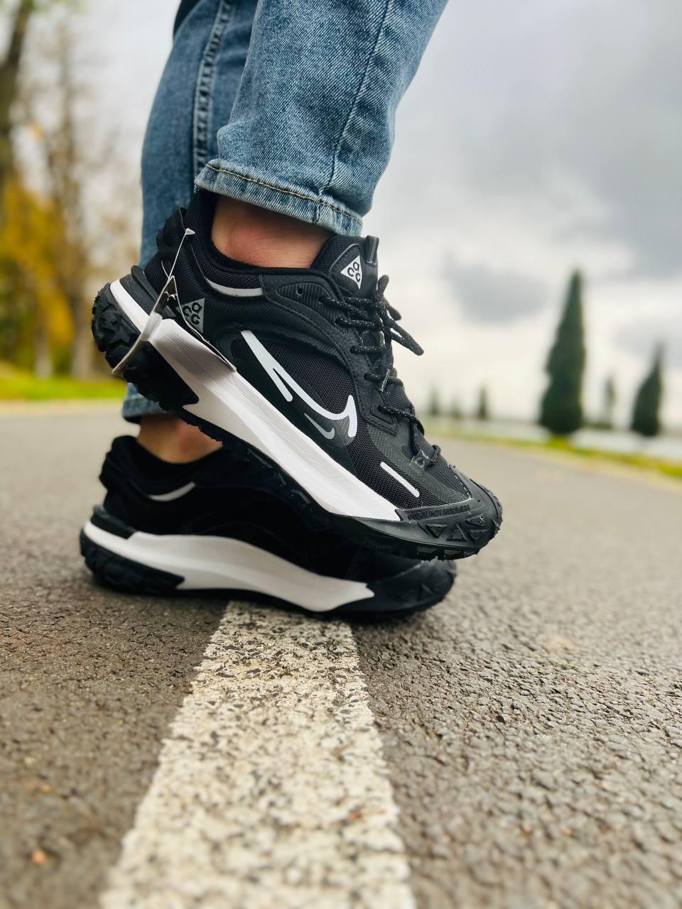 Nike Acg Mounth fly 2 Low Black White