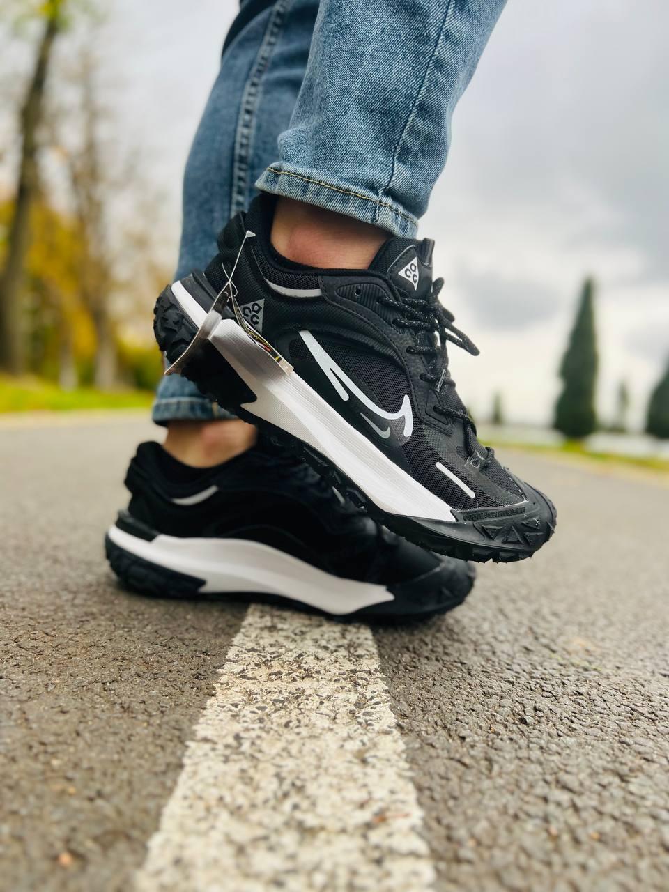Nike Acg Mounth fly 2 Low Black White