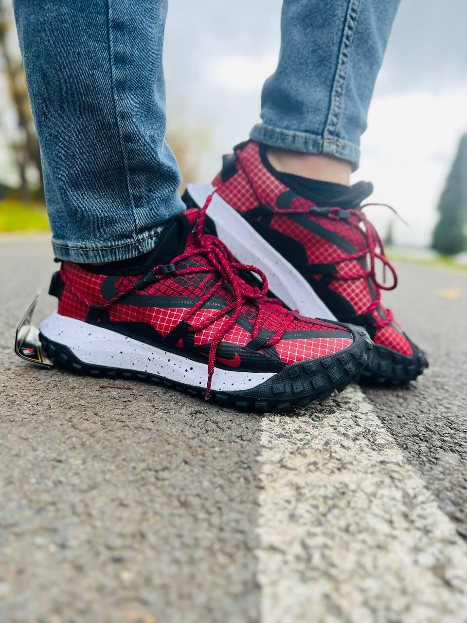 Nike Acg Mounth Low Red