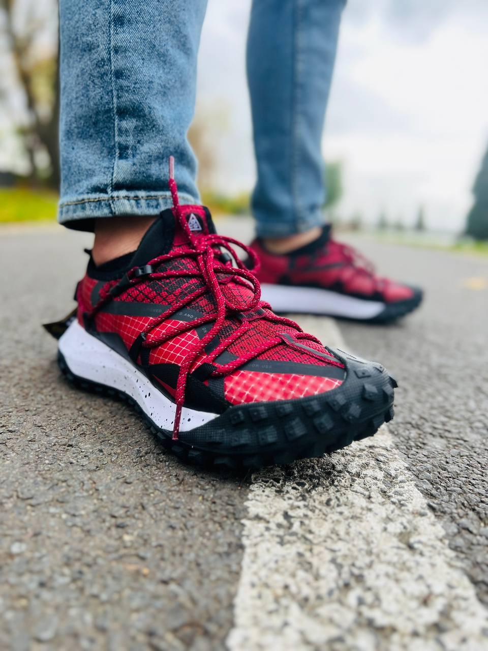 Nike Acg Mounth Low Red