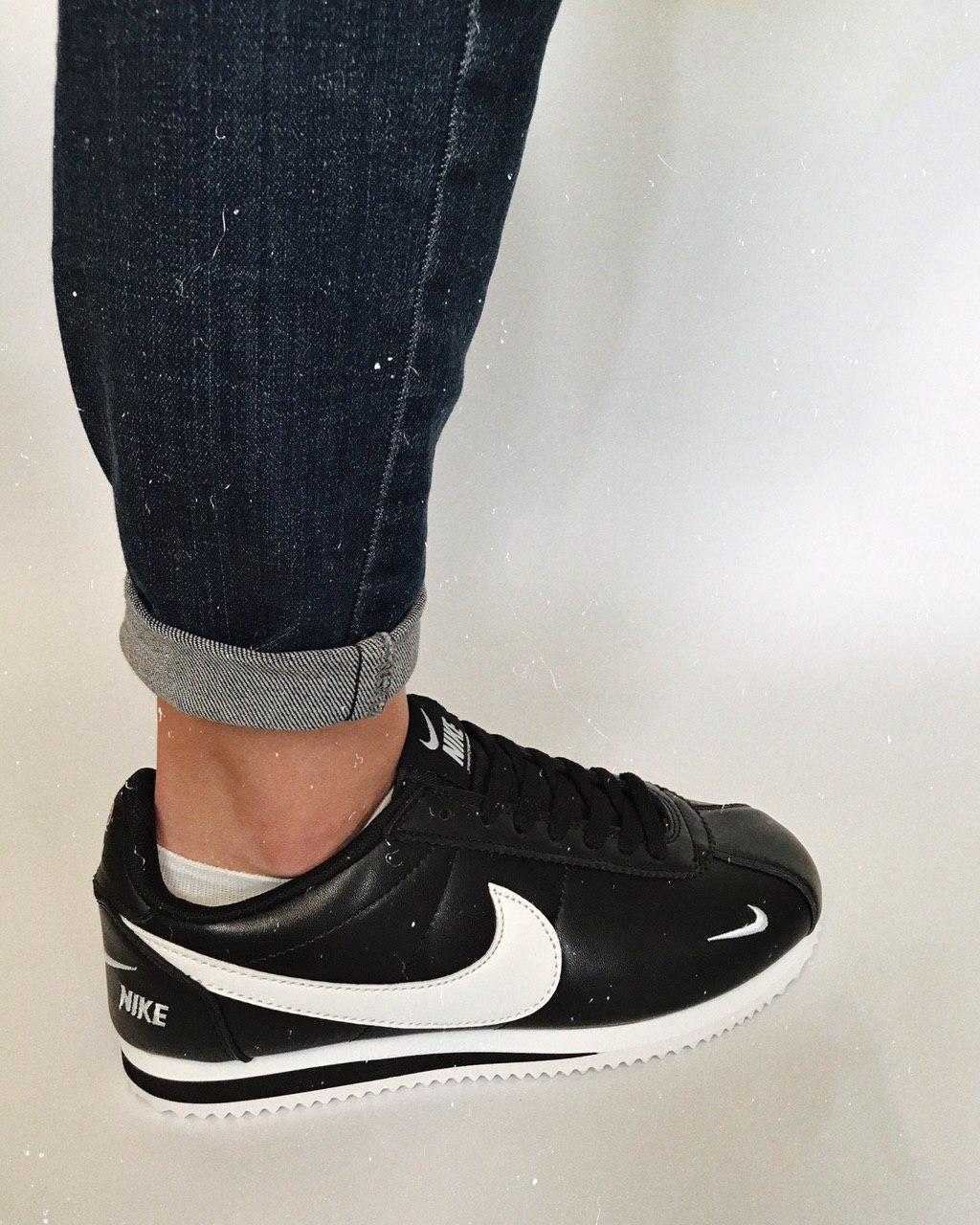 Nike Cortez Black White 2