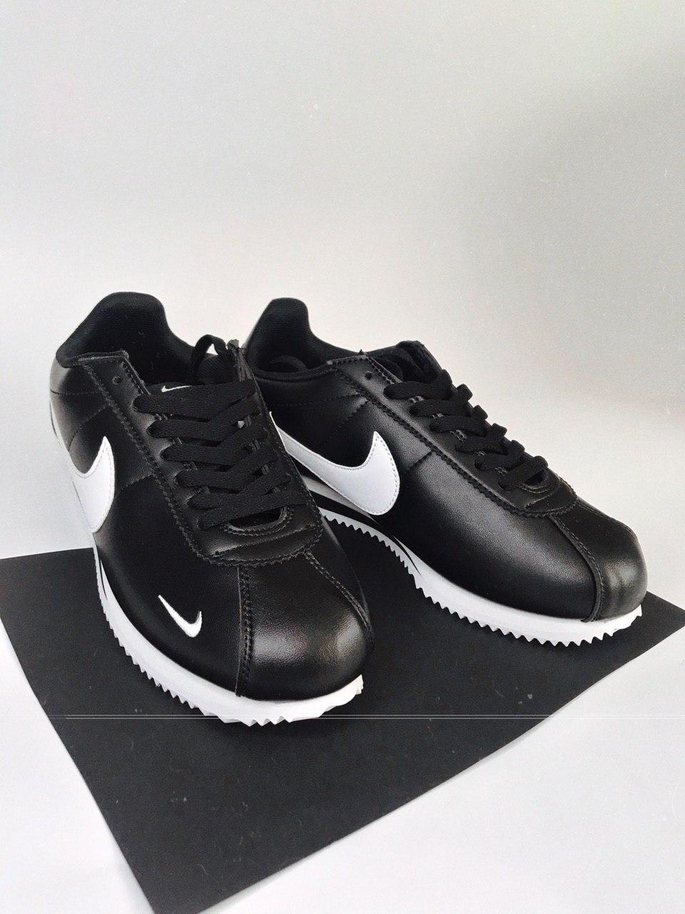 Nike Cortez Black White 2