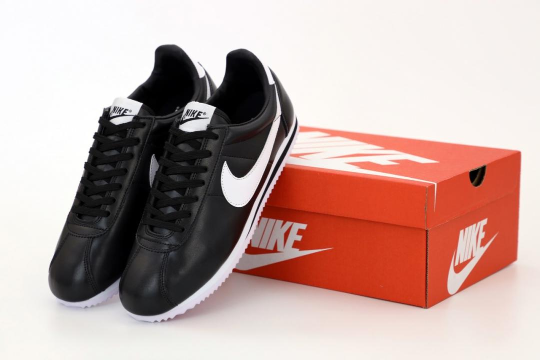 Nike Cortez Black White 3