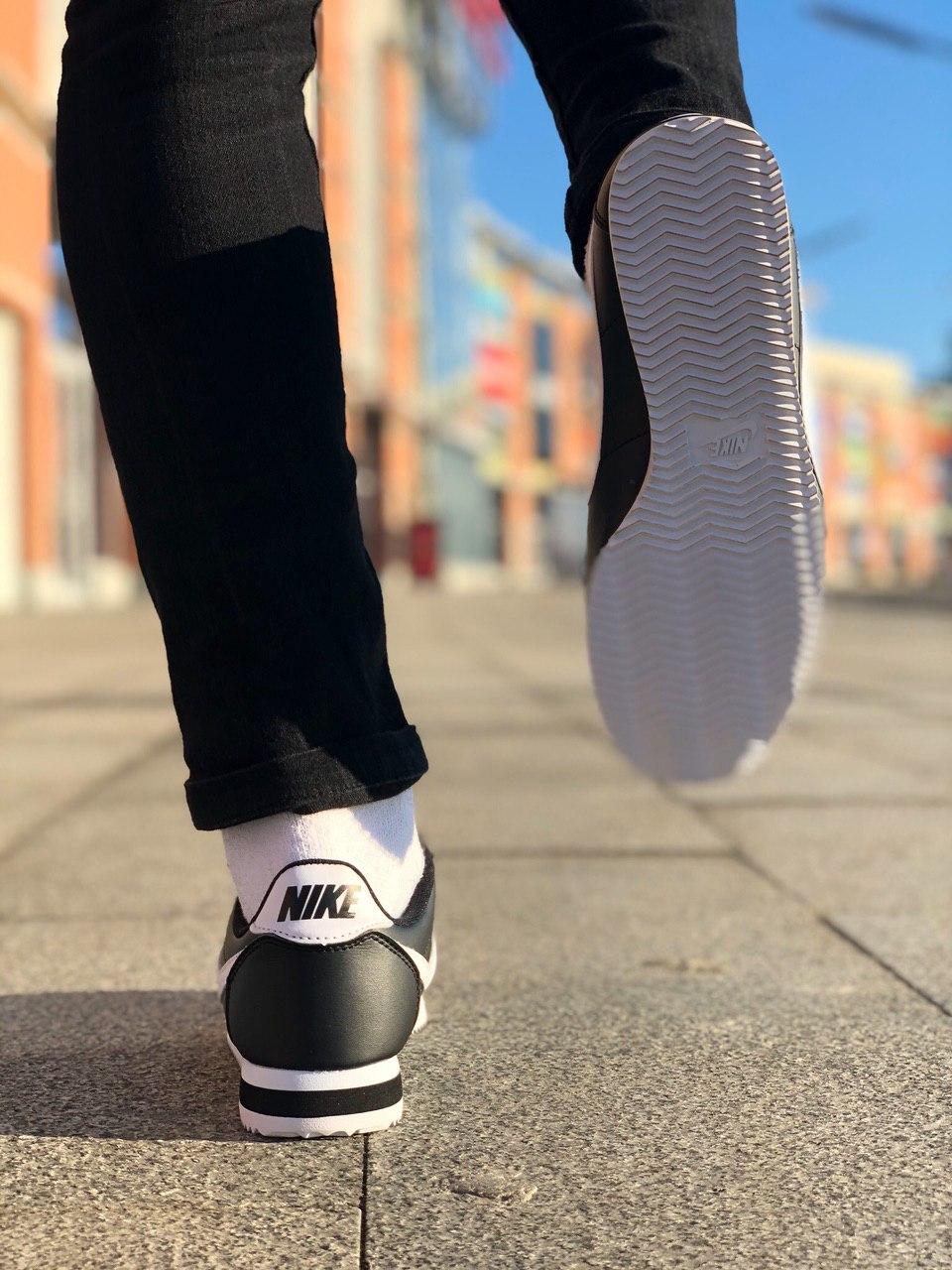 Nike Cortez Black White 3