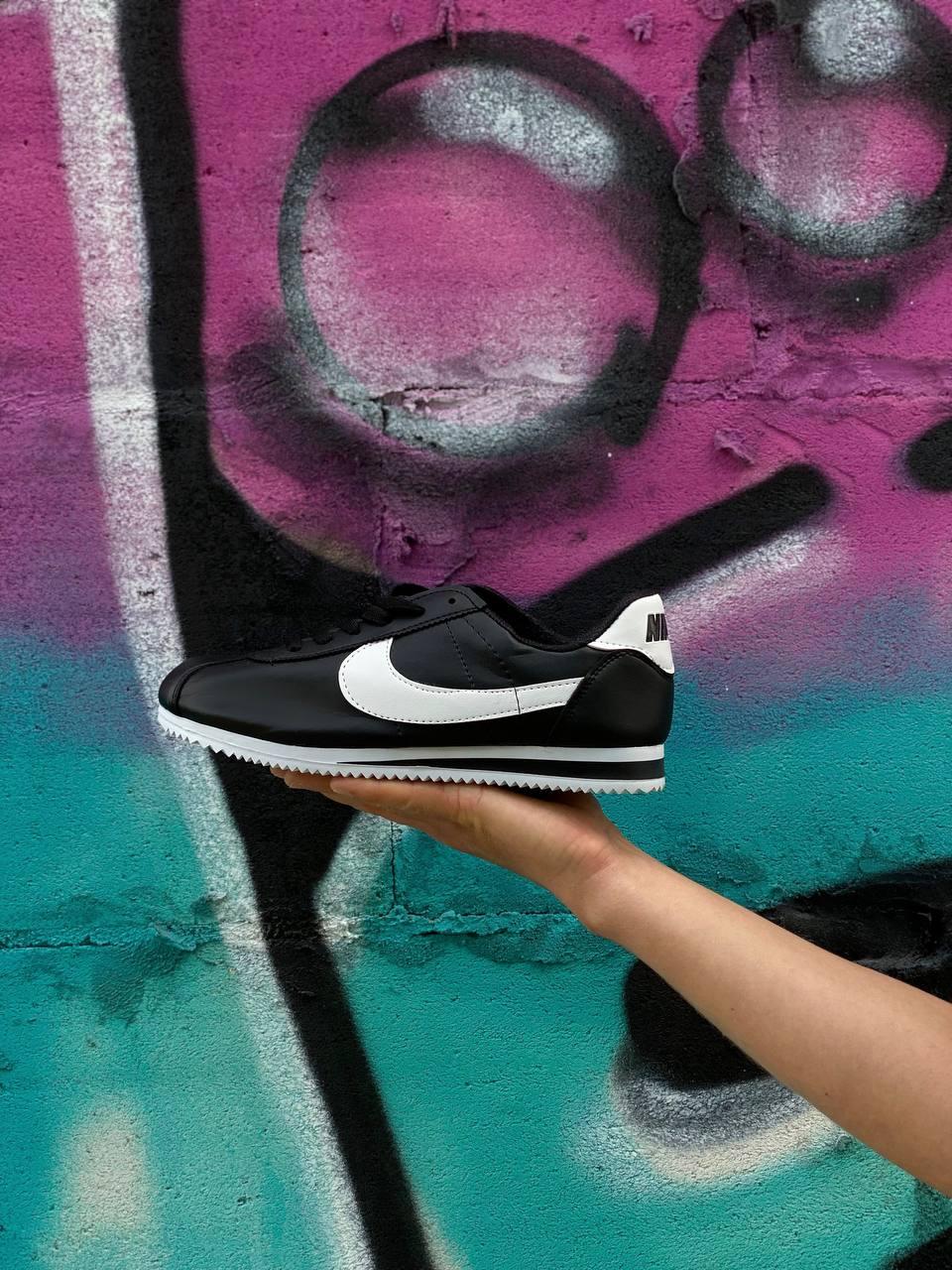 Nike Cortez Black White 3
