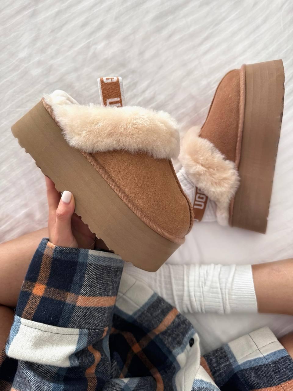 UGG Funkette Chestnut